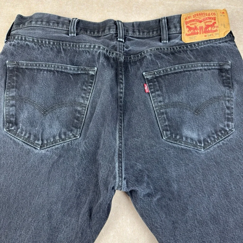 Levi's 501‎ Men's Jeans 38 Black Mid Rise Original Fit Straight Leg Button Fly